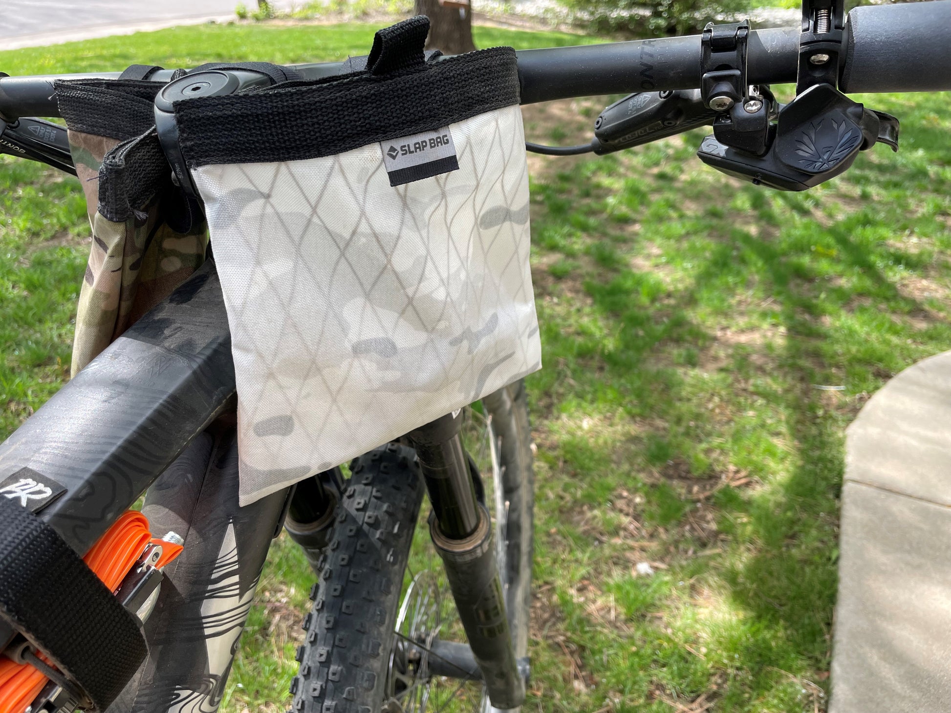 Slap Bag - White Camo